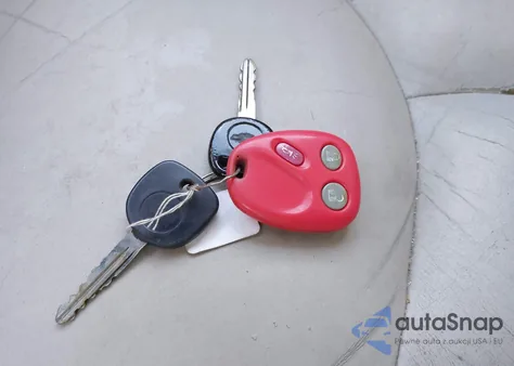 2004 Chevrolet Tahoe Z71 из США, поврежденный, VIN 1GNEK13T54R102754